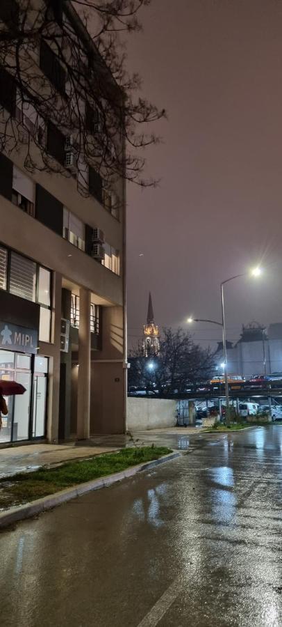 Grove II Apartment = Strict City Centre Novi Sad Eksteriør billede